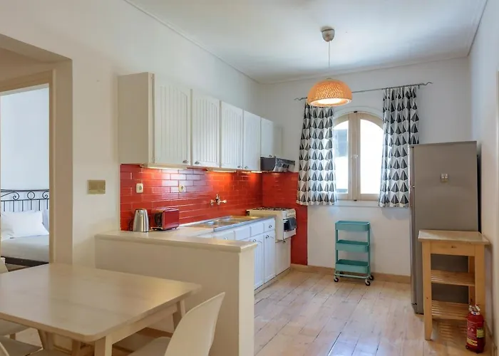 The New York Apartment *